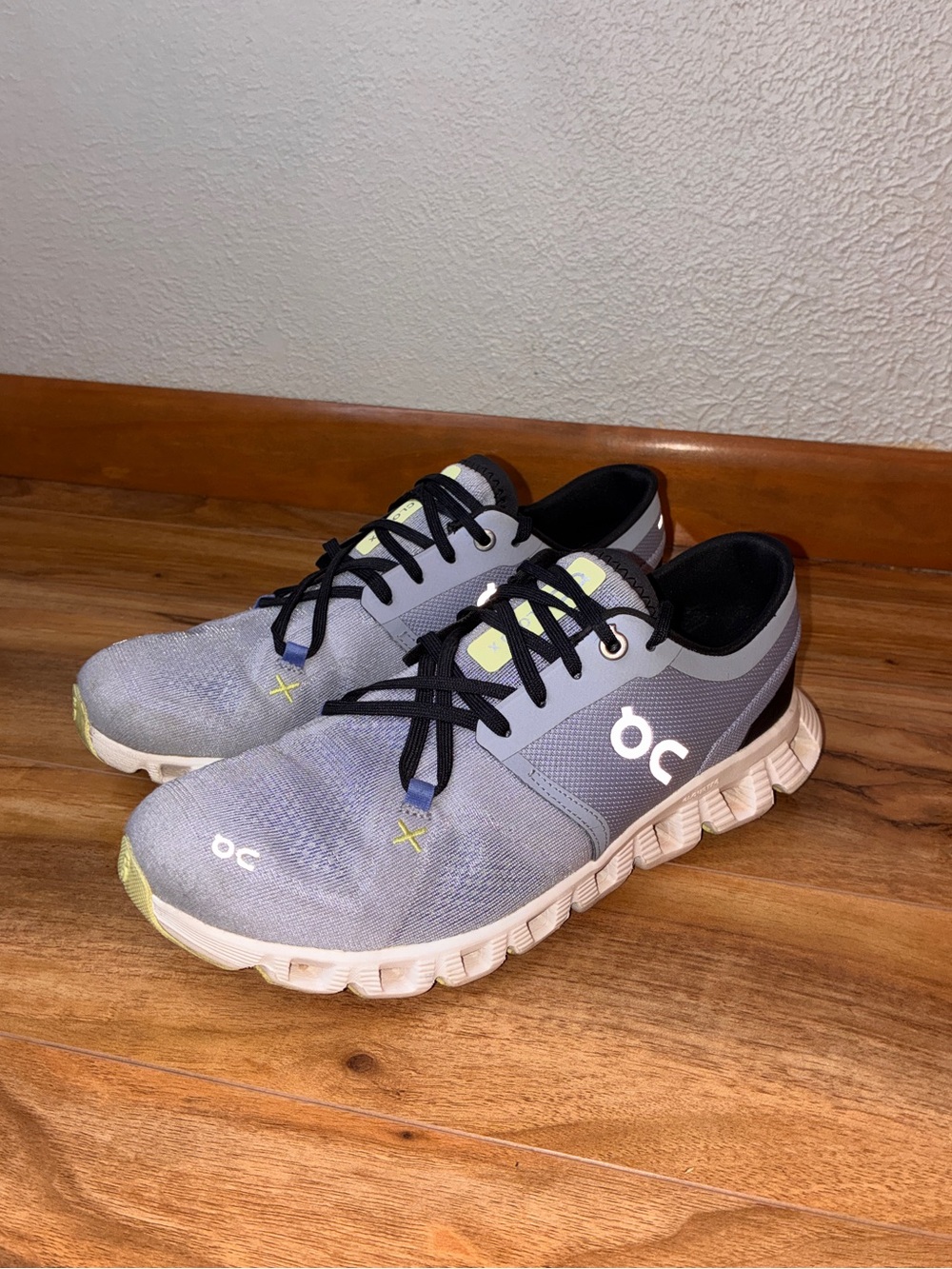 On Cloud X 3 Women’s Athletic Training Shoe Sneakers Purple Nimbus- size 8.5